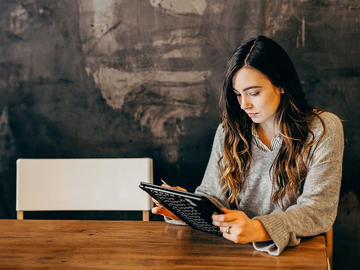 © brooke-cagle-uWVWQ8gF8PE-unsplash