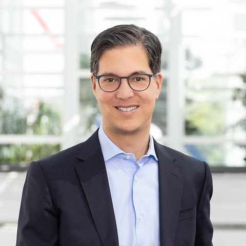 Dr. Thilo Schumacher (© AXA)