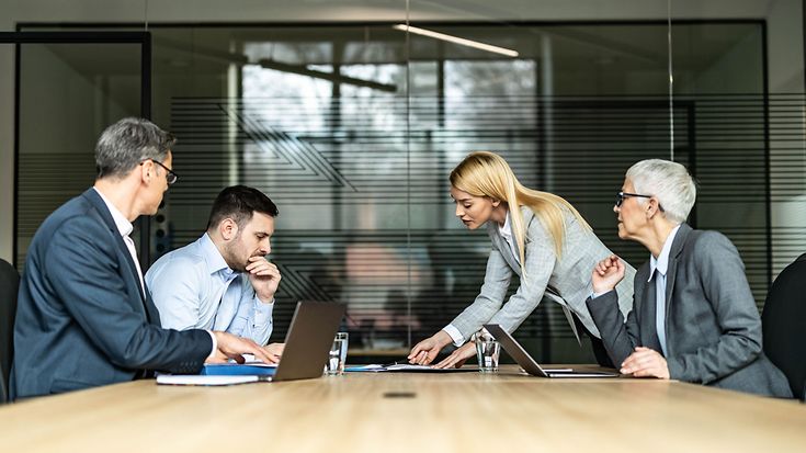Ab ersten Juni werden Rechtsstreitigkeiten wieder erheblich teurer (© GettyImages / skynesher)