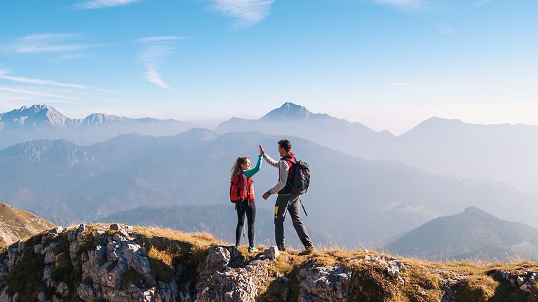 Altersvorsorgereformgesetz: Bundesregierung beschließt renditestarke Zusatzrente (© gettyimages / 24K-Production)
