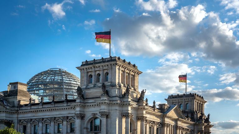 Altersvorsorgereformgesetz: GDV begrüßt Modernisierung, sieht Staatsfonds aber kritisch (© Getty Images / Nikada)