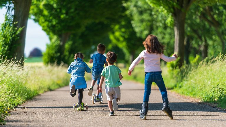 Frühstart-Rente nutzt stärkste Hebel der Altersvorsorge: Zeit und Zinseszinseffekt (© Unsplash / Jochen von Wylick)