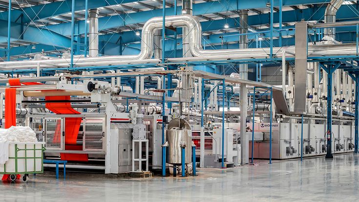 Industrieversicherung: Schutz für eine Wirtschaft im Wandel (© Lalit Kumar / unsplash)