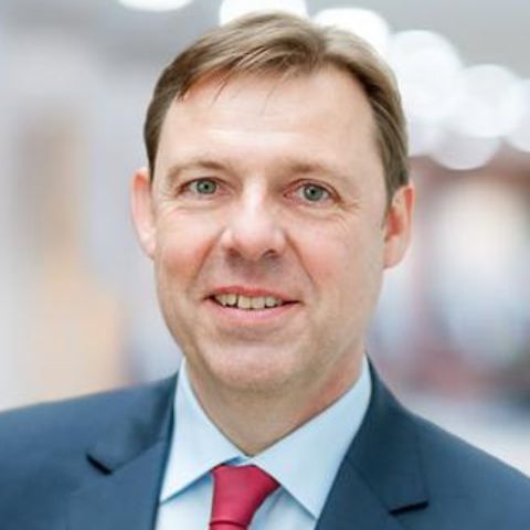Dr. Wolfgang Breuer